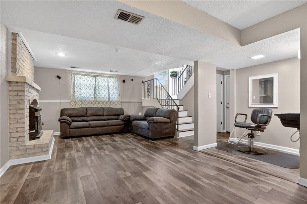 134 S 3rd Court — photo 14