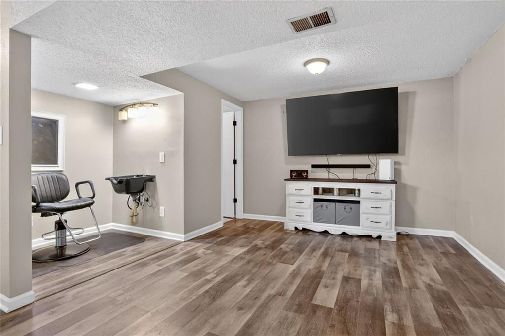134 S 3rd Court — photo 16
