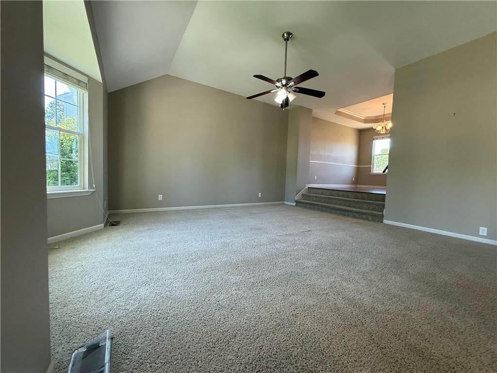 2411 Shenandoah Drive — photo 6