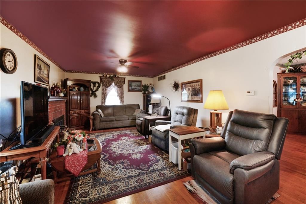 1015 S Saint Louis Street — photo 9