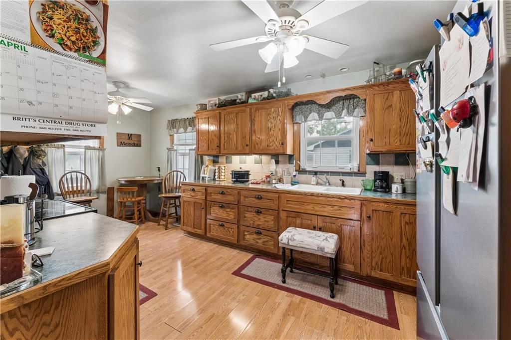 1015 S Saint Louis Street — photo 13