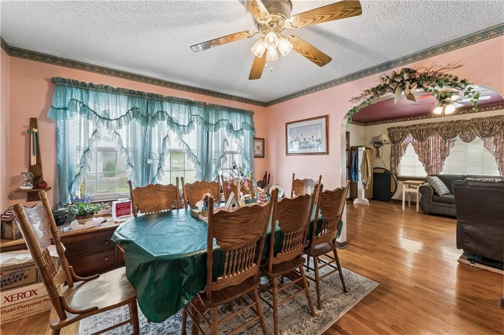 1015 S Saint Louis Street — photo 18