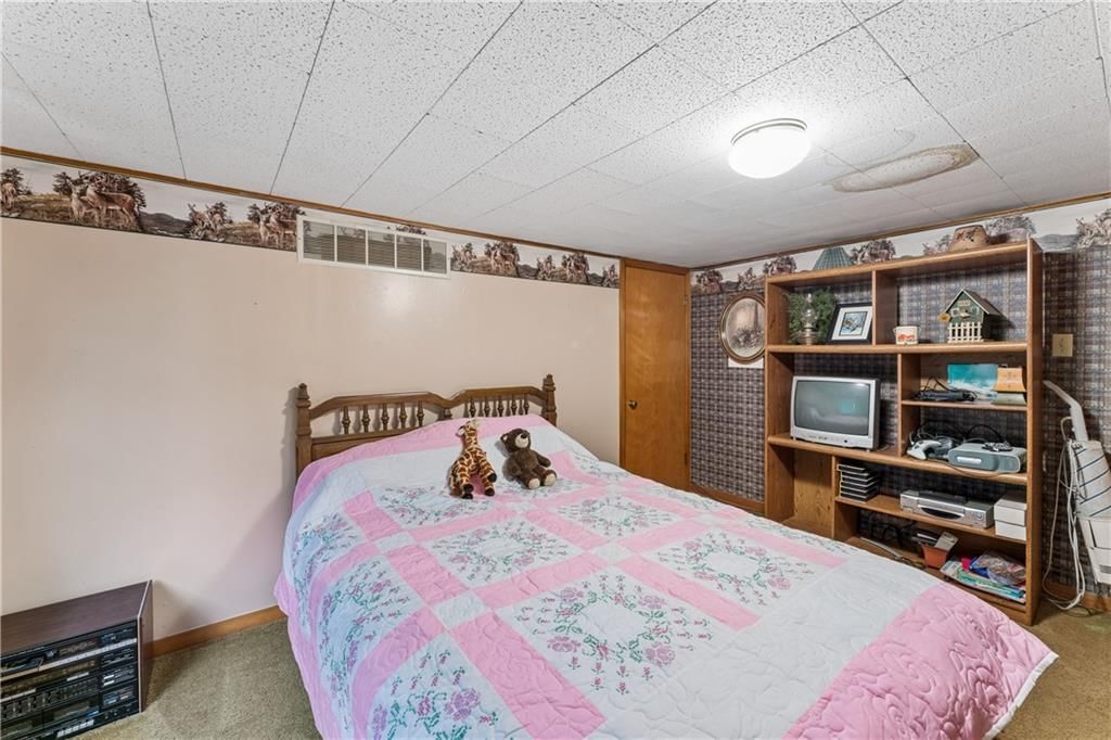 1015 S Saint Louis Street — photo 32