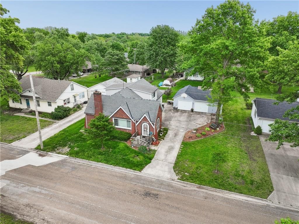 1015 S Saint Louis Street — photo 43