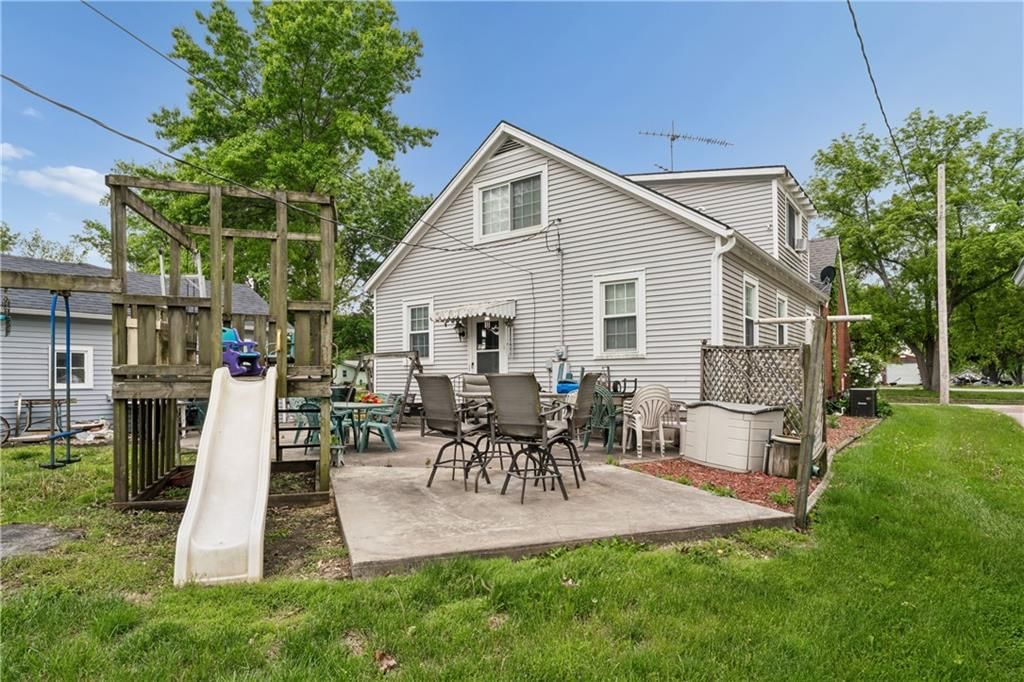 1015 S Saint Louis Street — photo 51