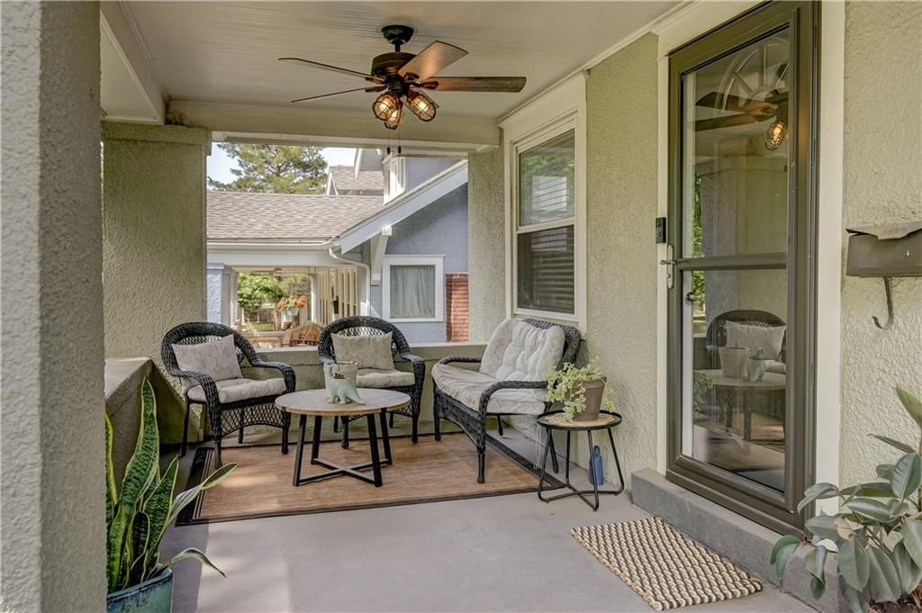 5833 Oak Street — photo 6