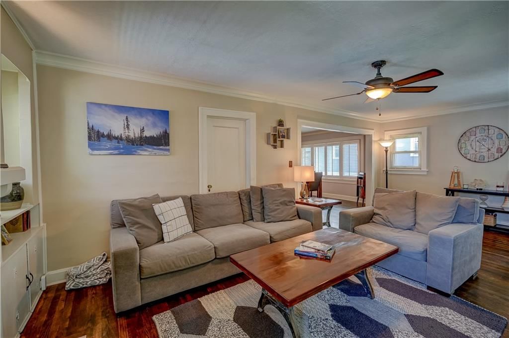 5833 Oak Street — photo 8