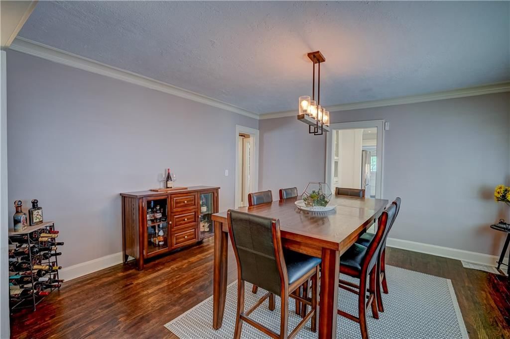5833 Oak Street — photo 13