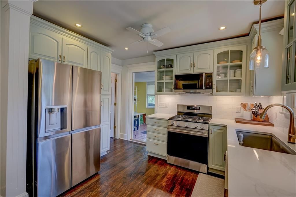 5833 Oak Street — photo 17