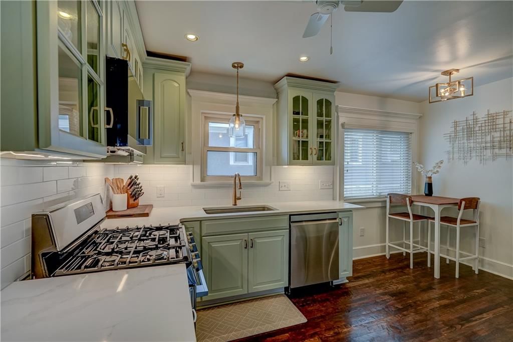 5833 Oak Street — photo 19