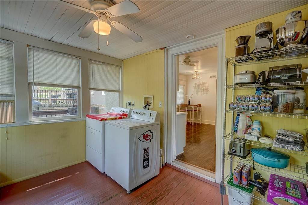 5833 Oak Street — photo 21