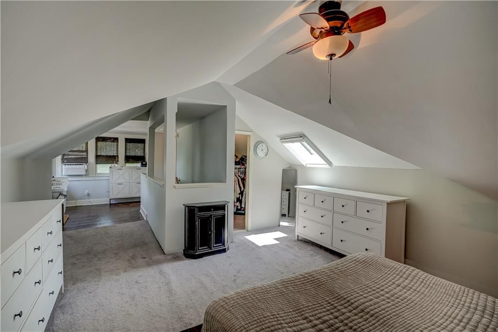5833 Oak Street — photo 33