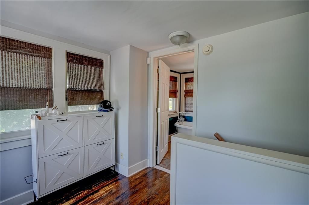 5833 Oak Street — photo 34