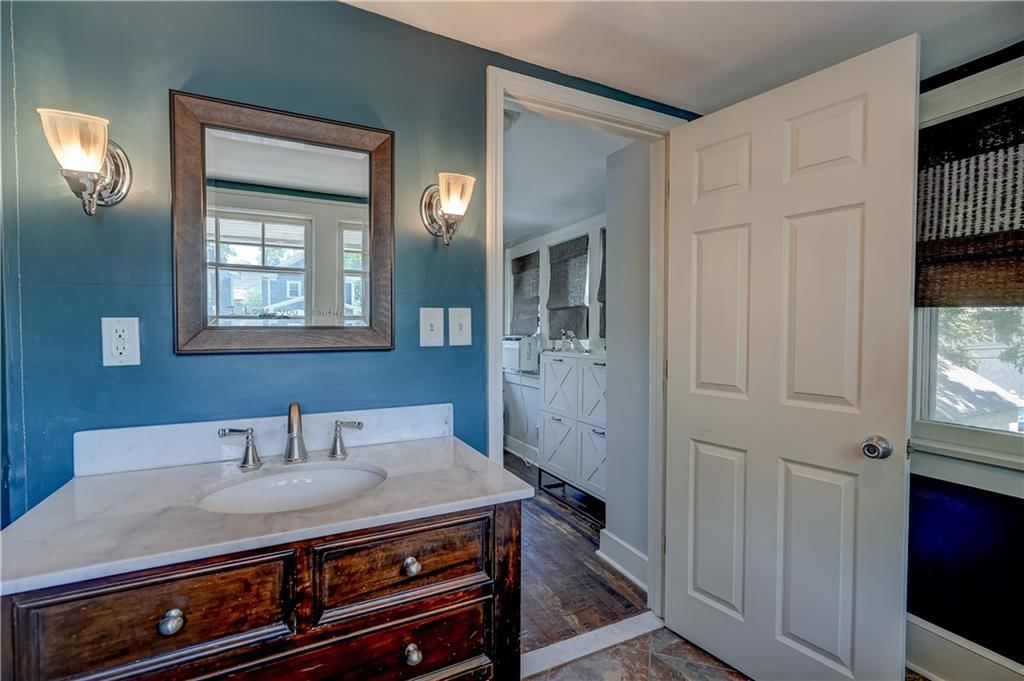 5833 Oak Street — photo 39