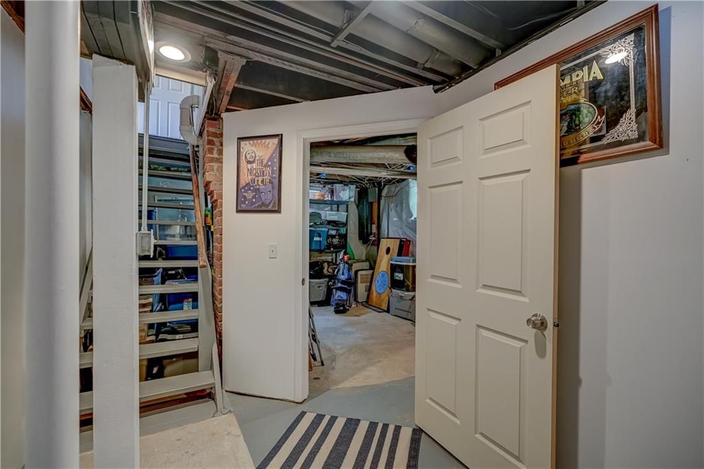 5833 Oak Street — photo 43