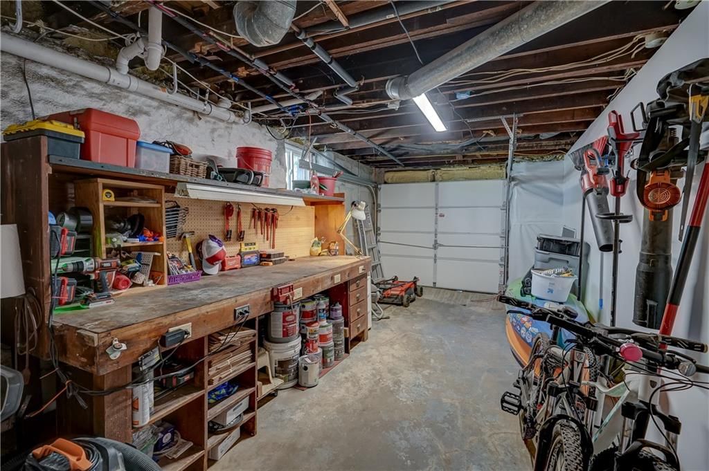 5833 Oak Street — photo 45