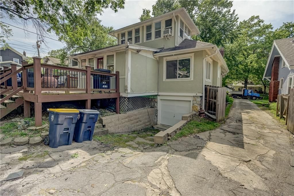 5833 Oak Street — photo 49