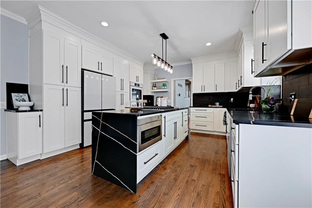 5005 W 131st Street — photo 13
