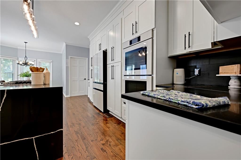 5005 W 131st Street — photo 17
