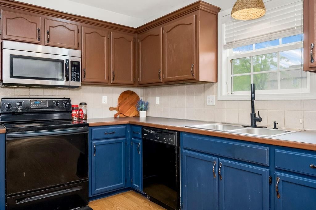 7514 N Lewis Avenue — photo 10