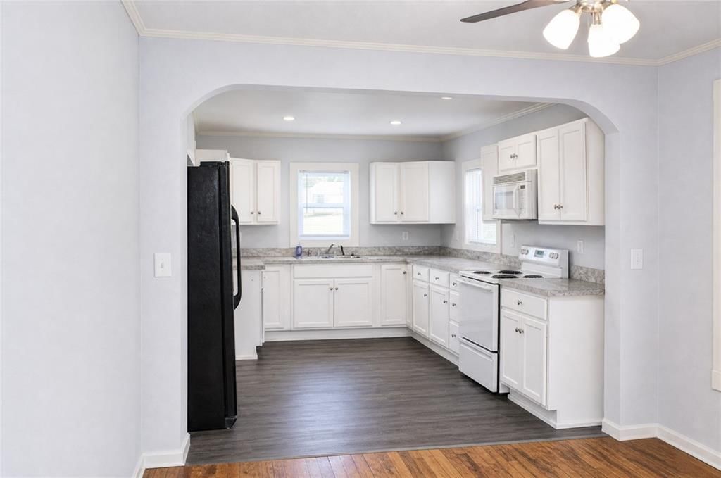 317 E Pine Street — photo 11