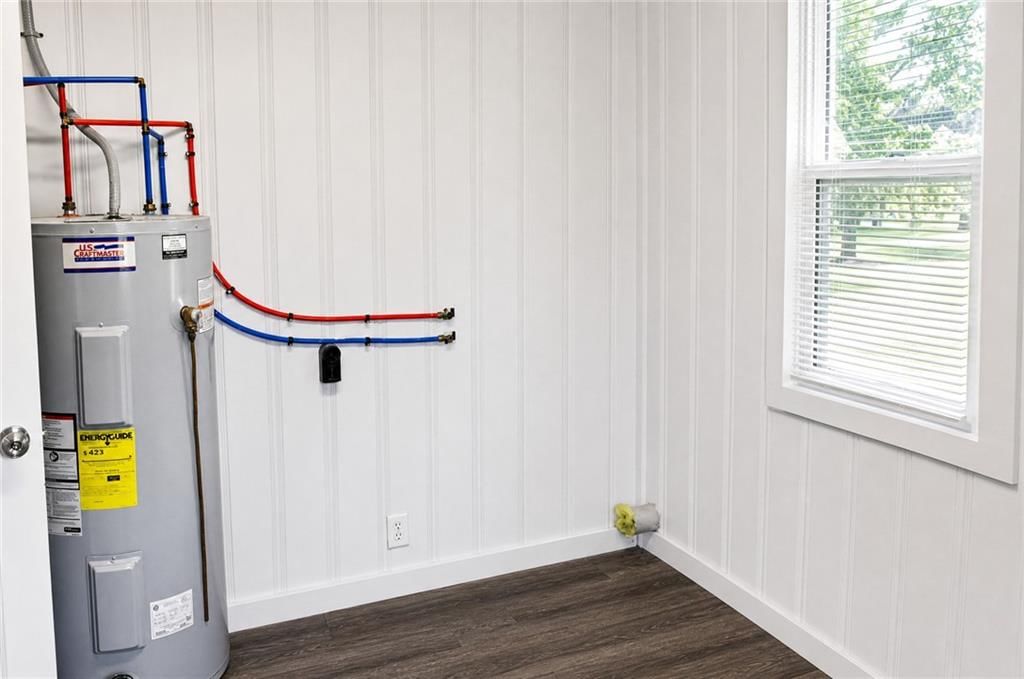 317 E Pine Street — photo 12