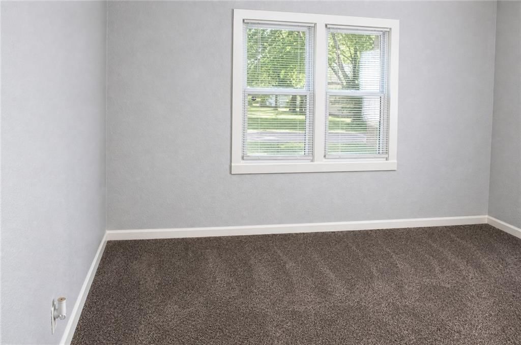 317 E Pine Street — photo 14