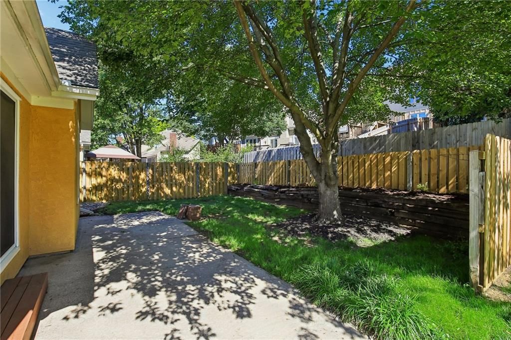11318 King Street — photo 22