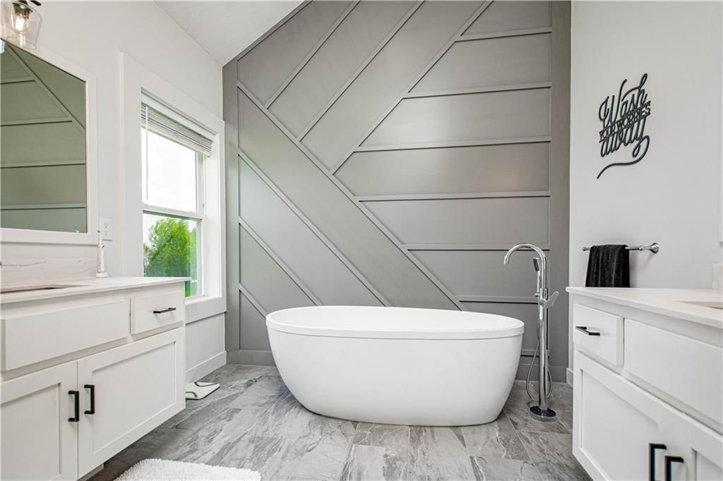 1005 SE Wood Ridge Court — photo 17