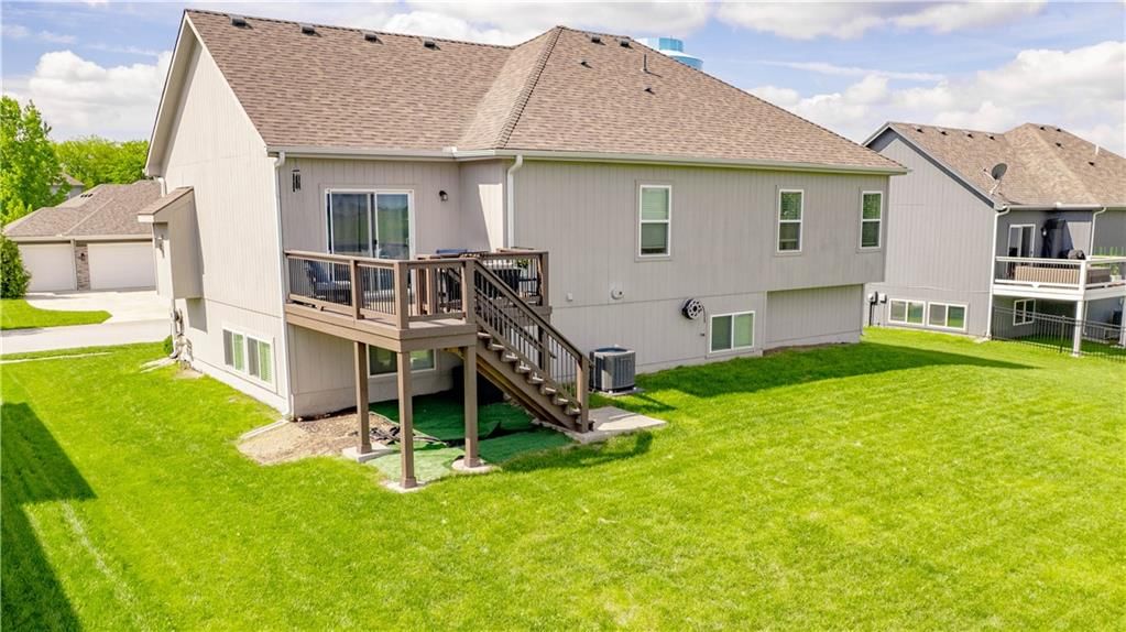 1005 SE Wood Ridge Court — photo 28