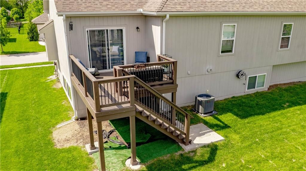1005 SE Wood Ridge Court — photo 29