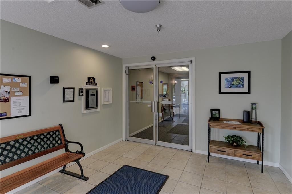 17800 E Bolger Road — photo 3