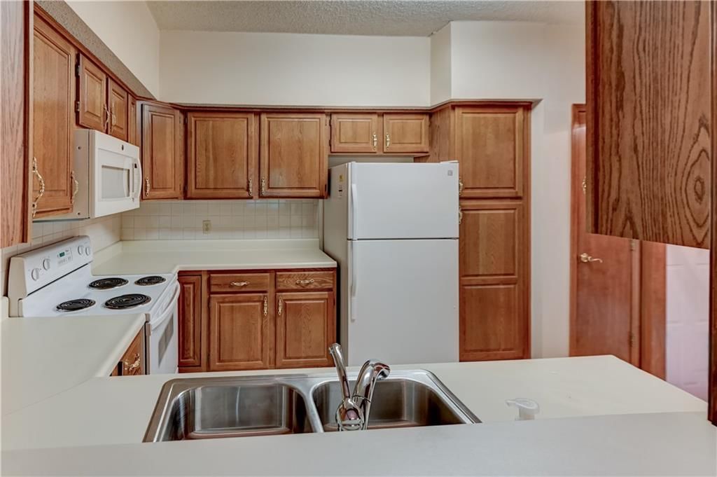 17800 E Bolger Road — photo 47