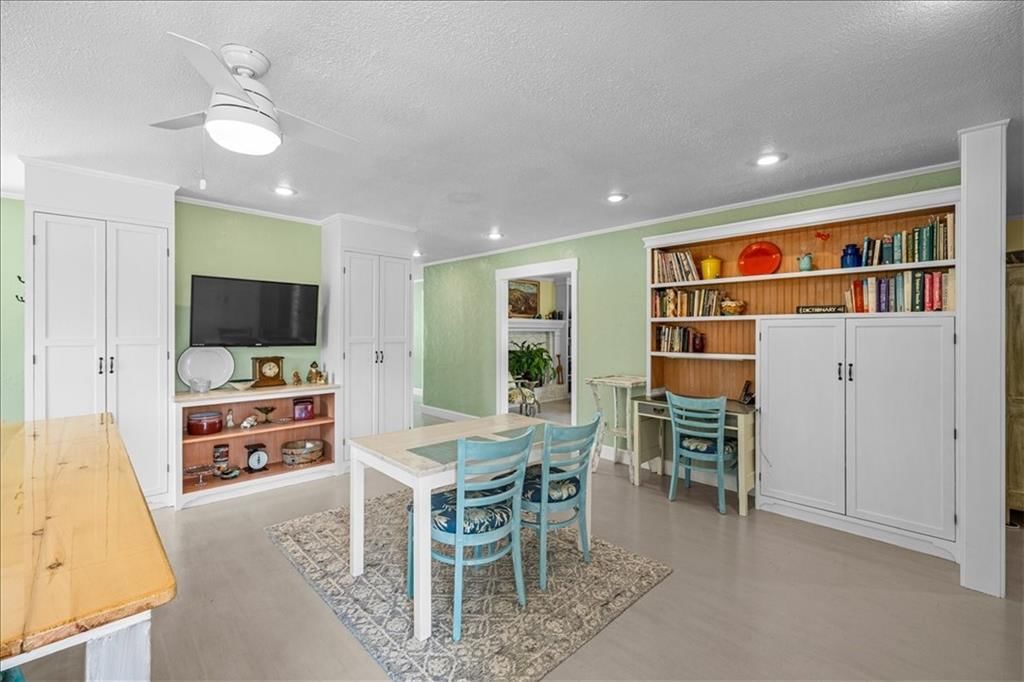 28639 Hospital Drive — photo 13