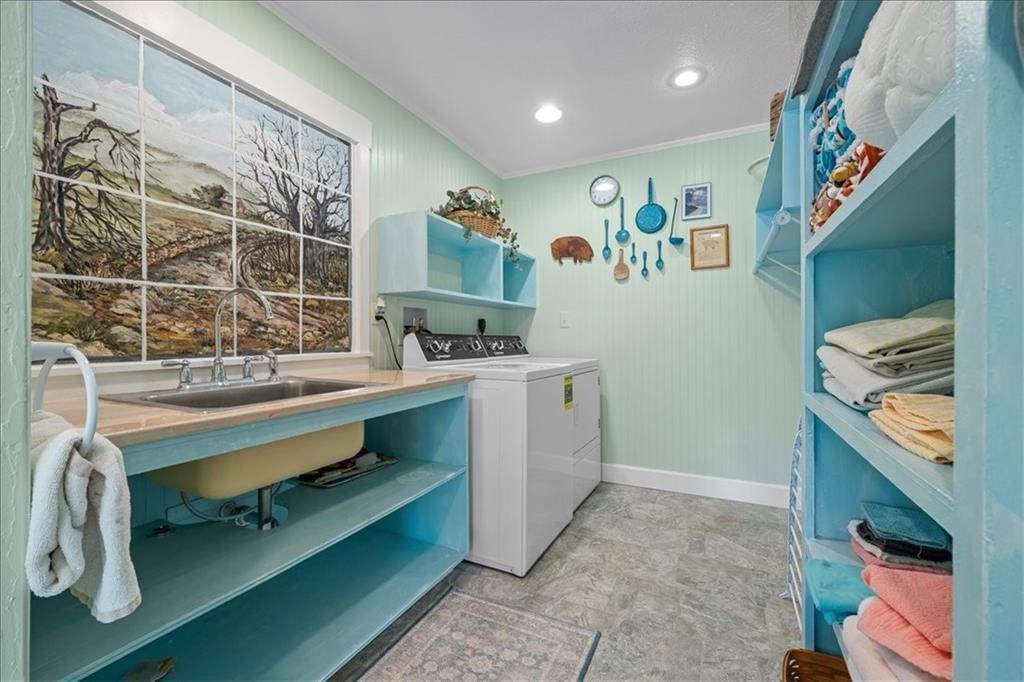 28639 Hospital Drive — photo 24