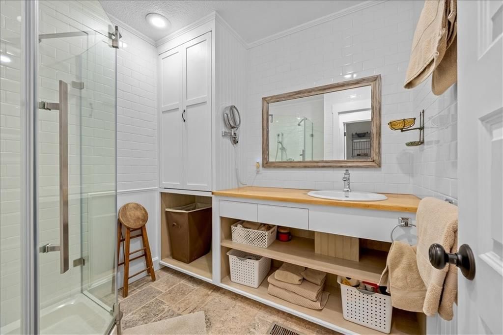 28639 Hospital Drive — photo 29