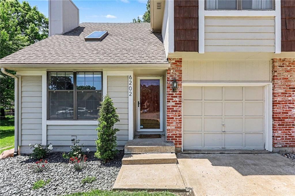 6202 RENE Street — photo 4