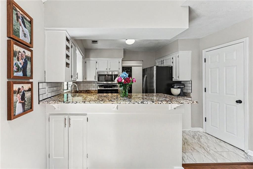 6202 RENE Street — photo 11