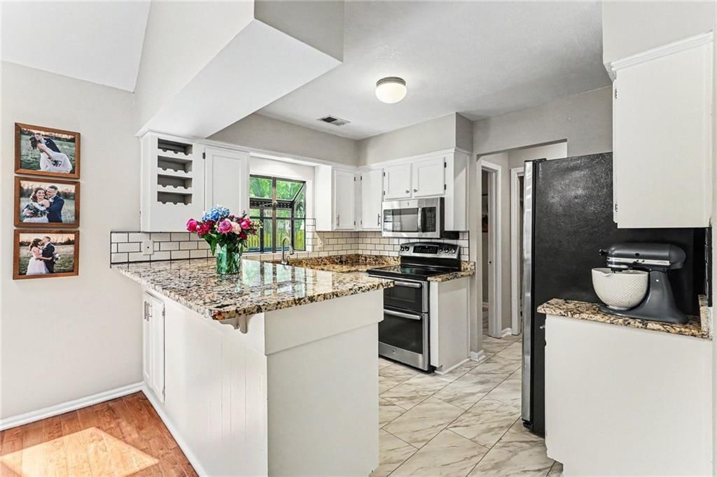 6202 RENE Street — photo 12