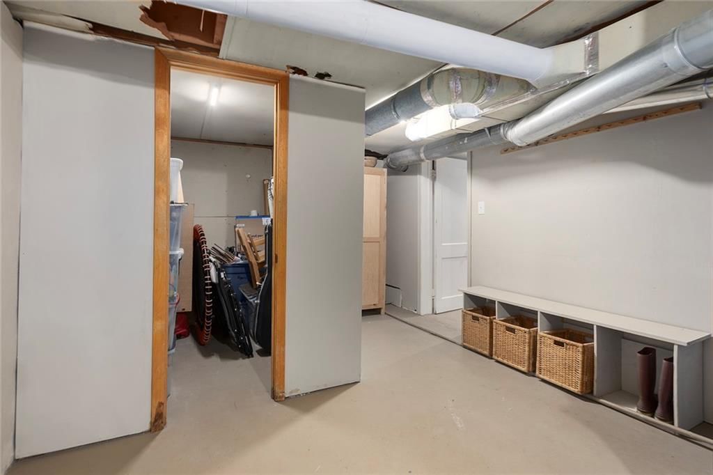 1135 ELIZABETH Street — photo 40