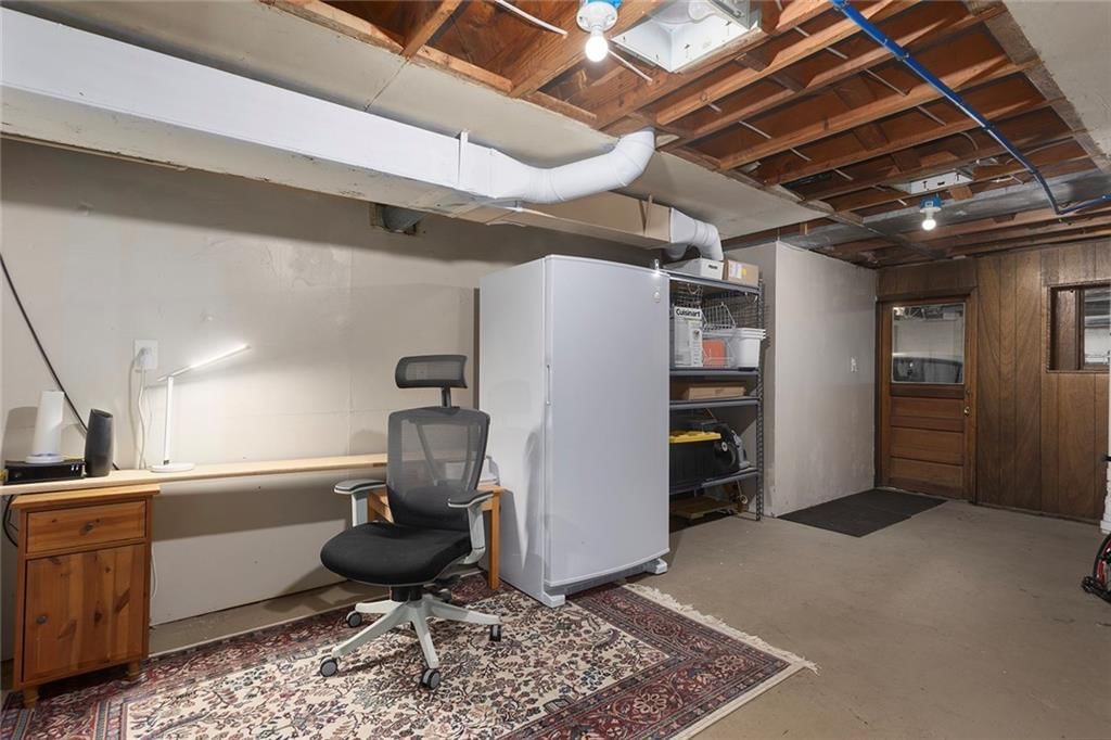 1135 ELIZABETH Street — photo 41