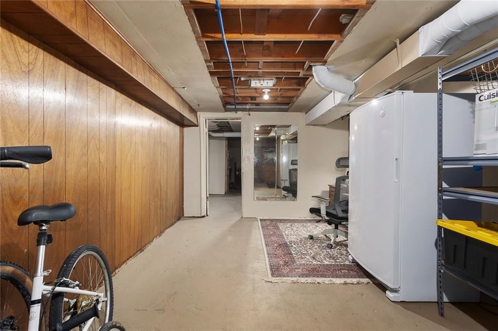 1135 ELIZABETH Street — photo 42