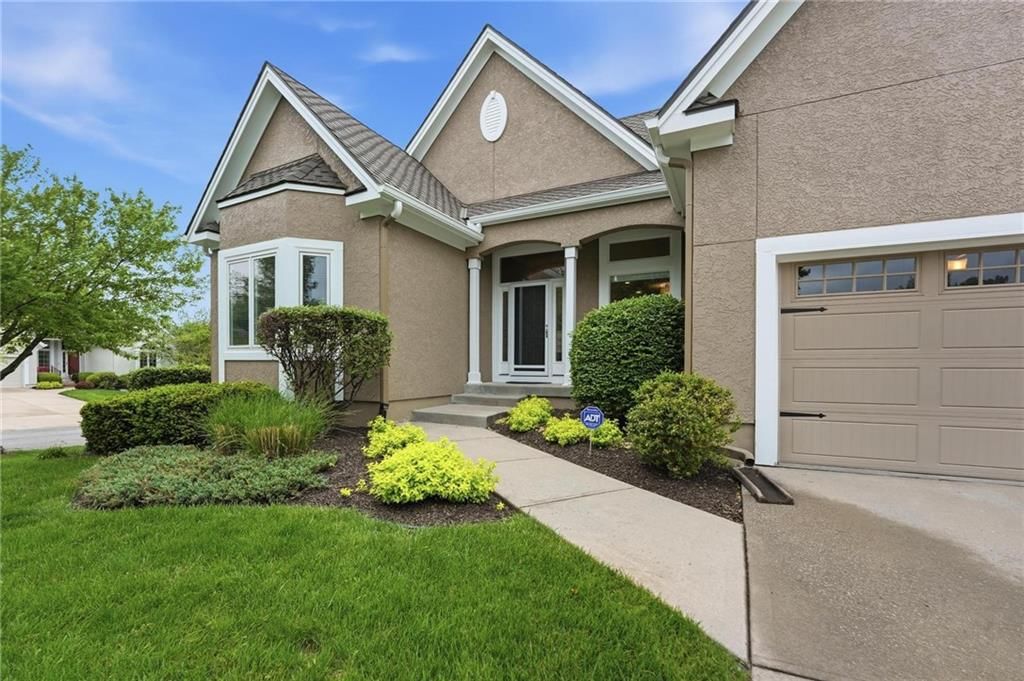 16058 Cambridge Circle — photo 3