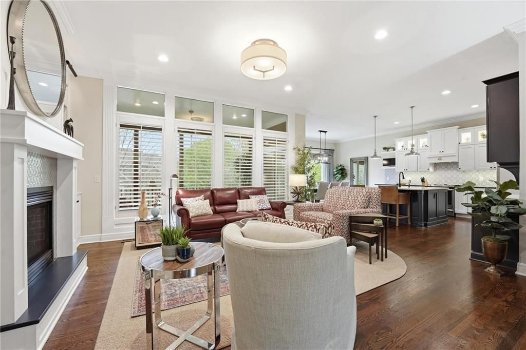 16058 Cambridge Circle — photo 5