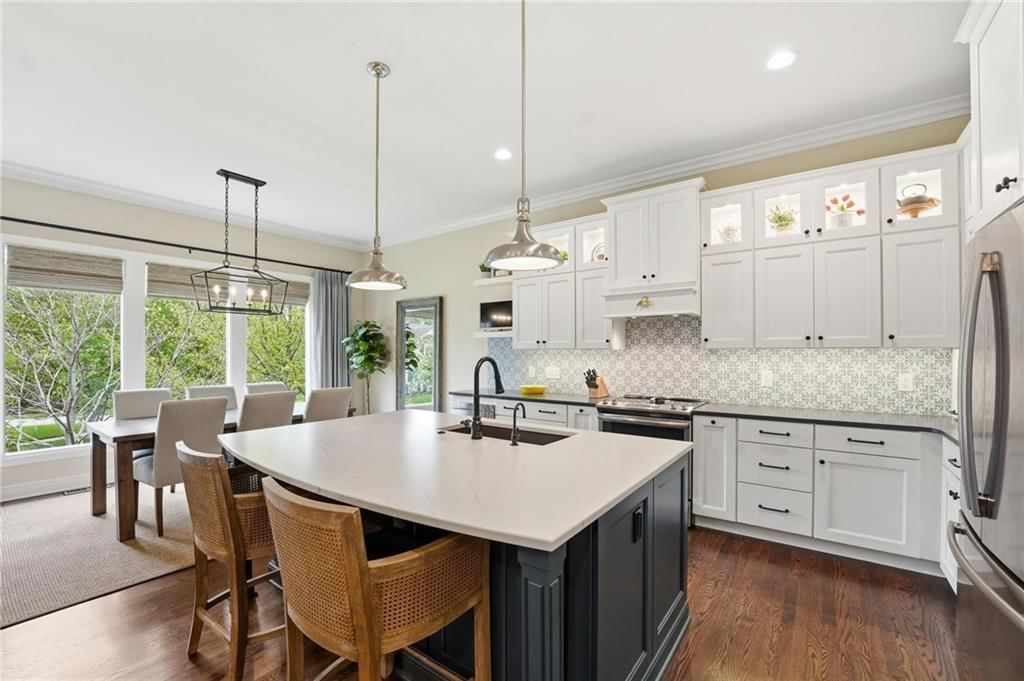 16058 Cambridge Circle — photo 9