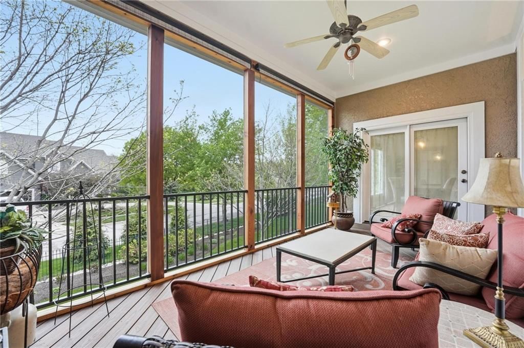 16058 Cambridge Circle — photo 16