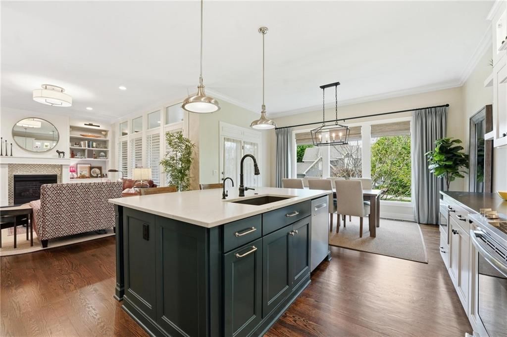 16058 Cambridge Circle — photo 22