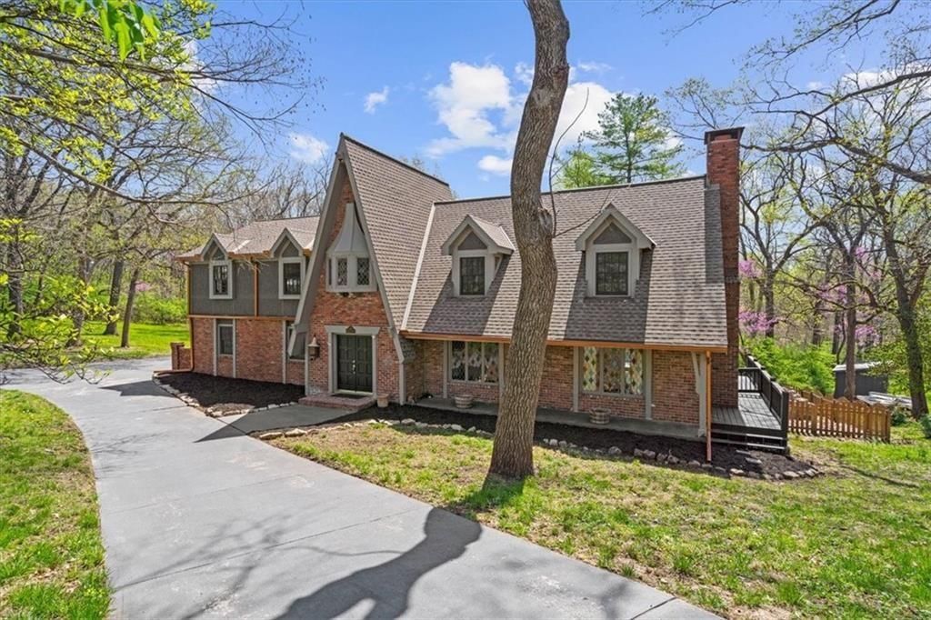 4015 N Briarcliff Road — photo 2