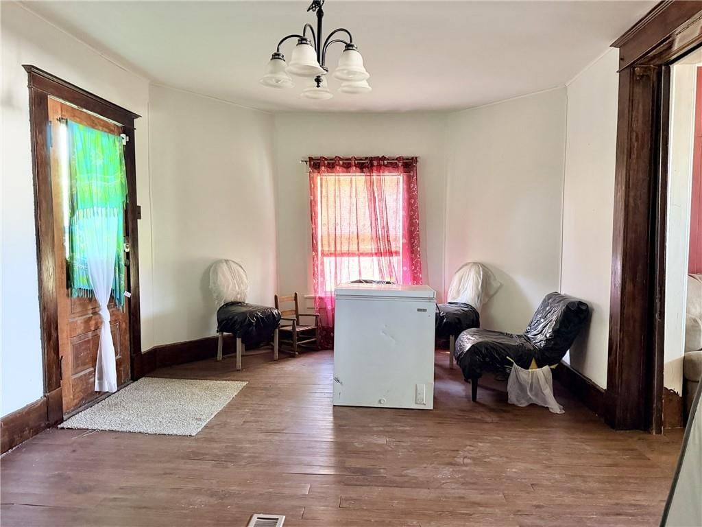 1423 Main Street — photo 13