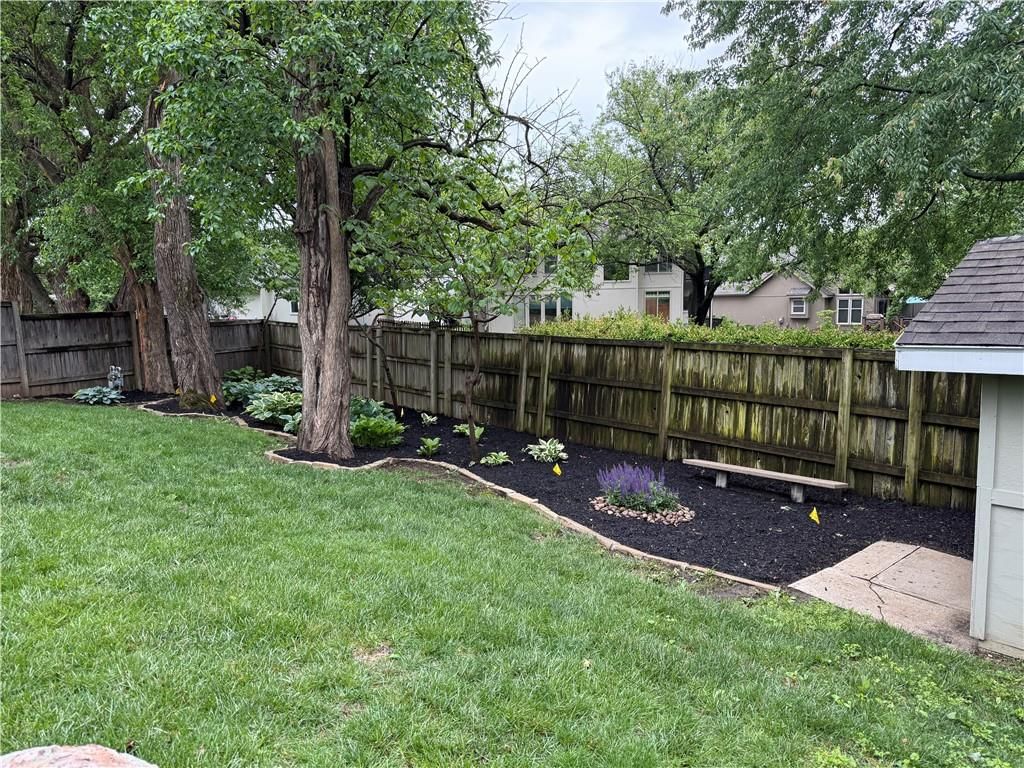 11259 Garnett Street — photo 5